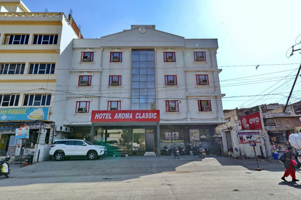 Oyo 1822 Hotel Ambassador Dehradun Exterior photo